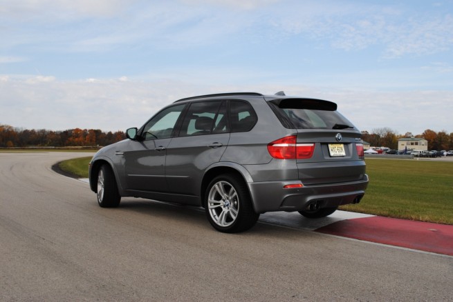2010-bmw-x5-m-29