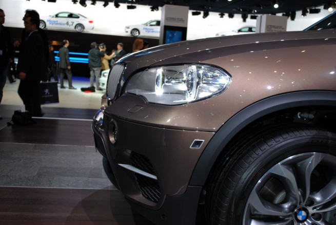 2011-bmw-x5-lci-geneva-11