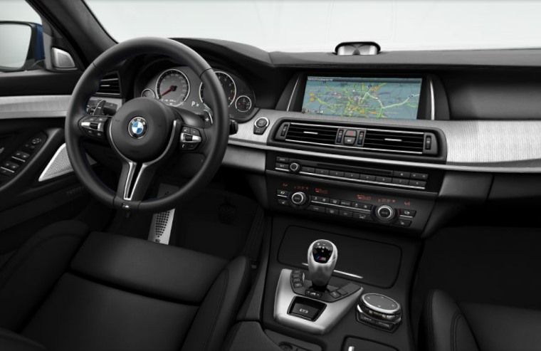 2013-BMW-M5-Facelift-F10-LCI-Konfigurator-06.jpg