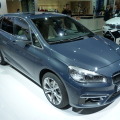 BMW 2er Active Tourer in Paris: 220d xDrive F45 in Atlantikgrau BMW 2er Active Tourer in Paris: 220d xDrive F45 in Atlantikgrau