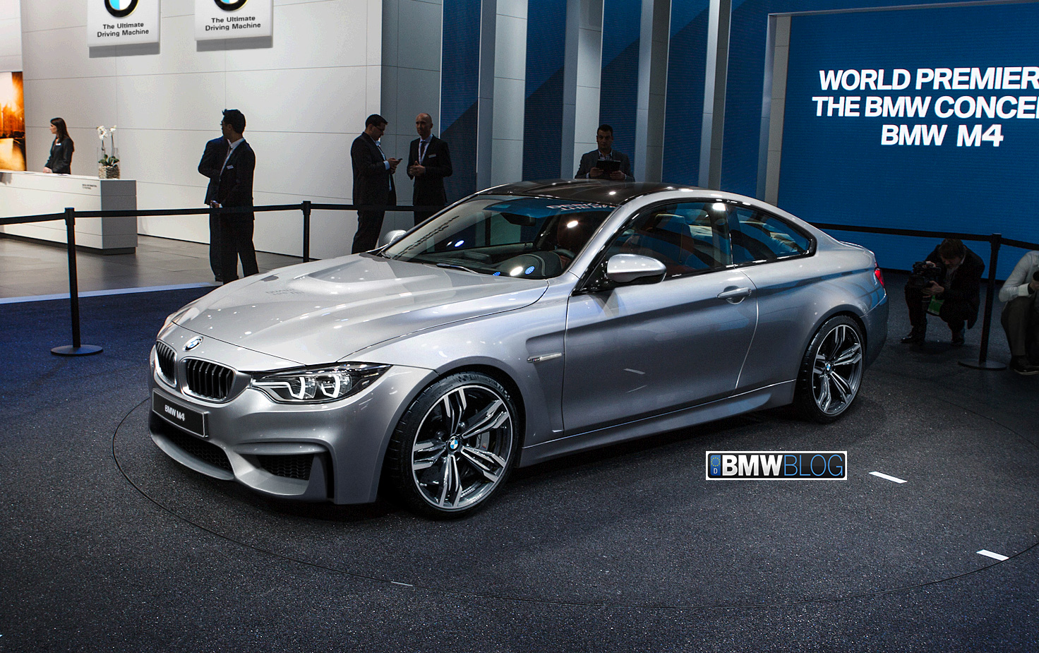 2014-BMW-M4-F82-Coup%C3%A9-Photoshop-Ent