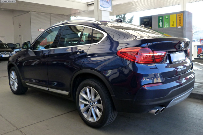 2014-BMW-X4-F26-xLine-Tiefseeblau-Metall