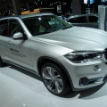 Paris 2014: BMW X5 eDrive F15 mit Plug-in Hybrid-Antrieb Paris 2014: BMW X5 eDrive F15 mit Plug-in Hybrid-Antrieb