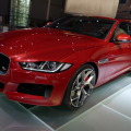Paris 2014: Jaguar XE Limousine als neuer 3er-Gegner präsentiert Paris 2014: Jaguar XE Limousine als neuer 3er-Gegner präsentiert