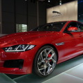 Paris 2014: Jaguar XE Limousine als neuer 3er-Gegner präsentiert Paris 2014: Jaguar XE Limousine als neuer 3er-Gegner präsentiert