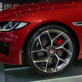 Paris 2014: Jaguar XE Limousine als neuer 3er-Gegner präsentiert Paris 2014: Jaguar XE Limousine als neuer 3er-Gegner präsentiert
