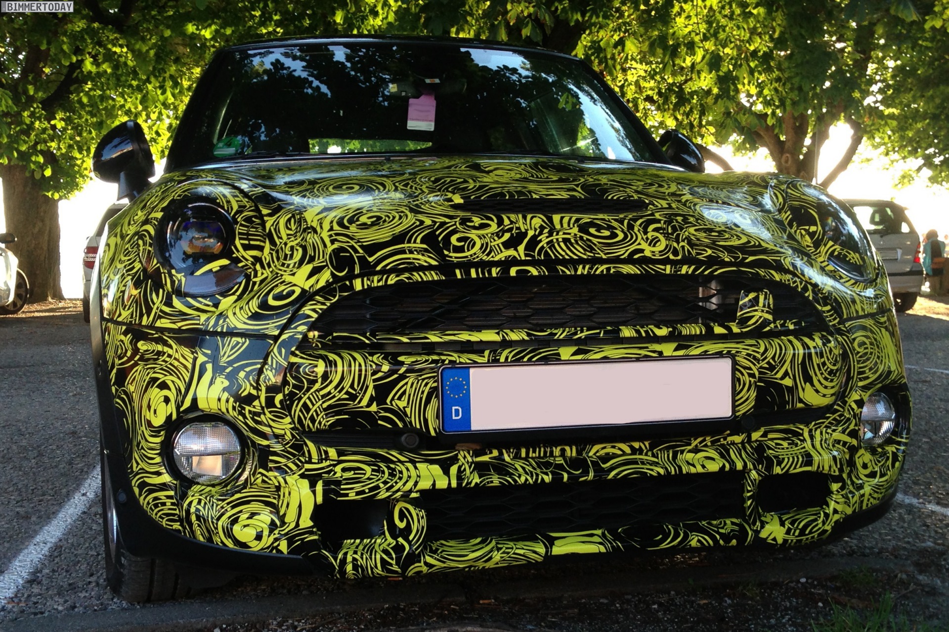 [Bild: 2014-MINI-Cooper-S-F56-Hatchback-02.jpg]