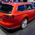 Paris 2014: VW Passat R-Line mit 240 PS Biturbo-Diesel & 4Motion
