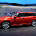 Paris 2014: VW Passat R-Line mit 240 PS Biturbo-Diesel & 4Motion