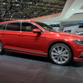 Paris 2014: VW Passat R-Line mit 240 PS Biturbo-Diesel & 4Motion