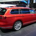 Paris 2014: VW Passat R-Line mit 240 PS Biturbo-Diesel & 4Motion
