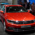 Paris 2014: VW Passat R-Line mit 240 PS Biturbo-Diesel & 4Motion