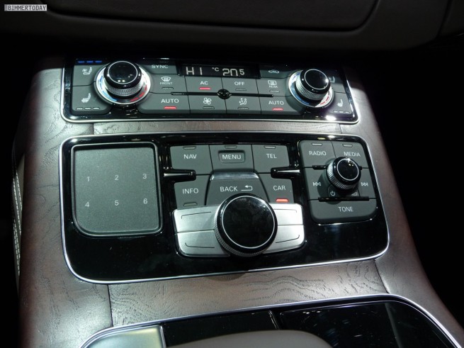 Audi-A8-D4-Interieur-AMI-2010-07