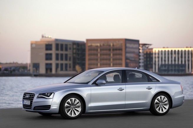 Audi-A8-Hybrid-IAA-2011-offiziell-05