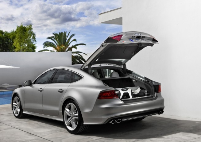 Audi-S7-IAA-2011-offiziell-10