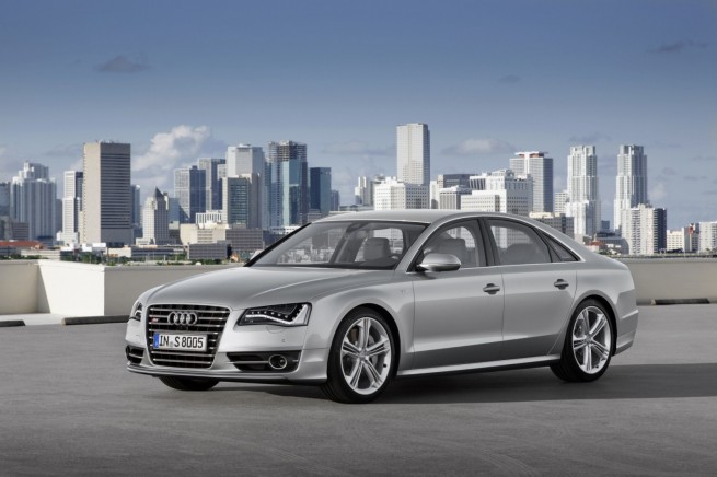 Audi-S8-IAA-2011-offiziell-04