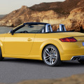 Bild-Vergleich: Audi TT Roadster 2015 vs. BMW Z4 Roadster E89 Bild-Vergleich: Audi TT Roadster 2015 vs. BMW Z4 Roadster E89