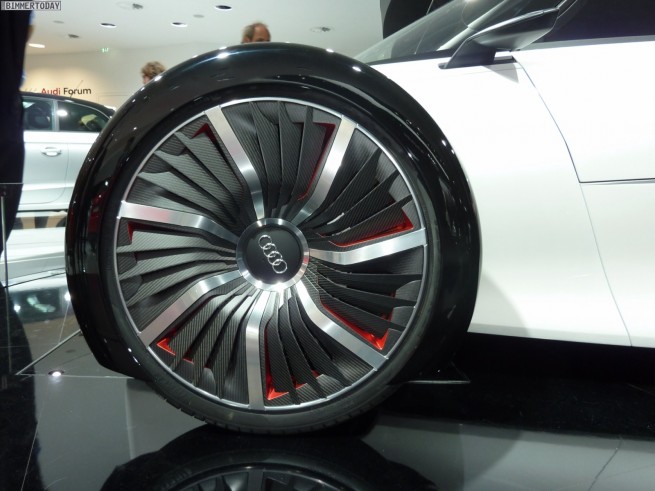 Audi-Urban-Concept-IAA-2011-08