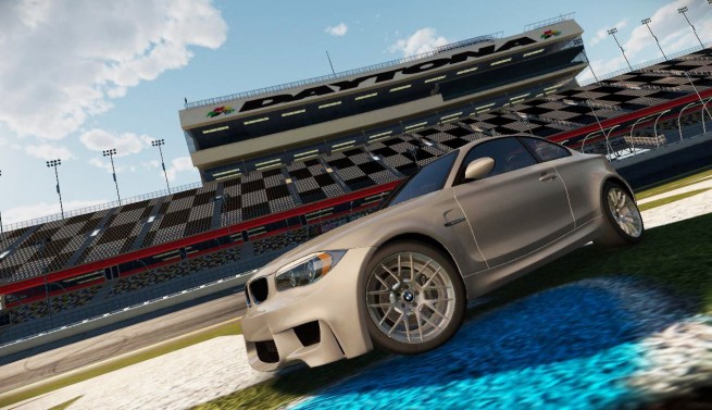 Auto-Club-Revolution-Rennspiel-BMW-1er-M-Coupé-2