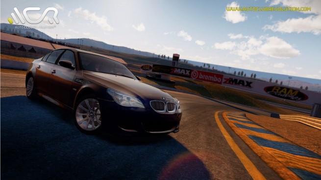 Auto-Club-Revolution-Rennspiel-BMW-M5-E60