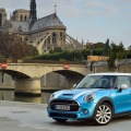 Roadster-Vision Superleggera und MINI Fünftürer F55 in Paris 2014 Roadster-Vision Superleggera und MINI Fünftürer F55 in Paris 2014