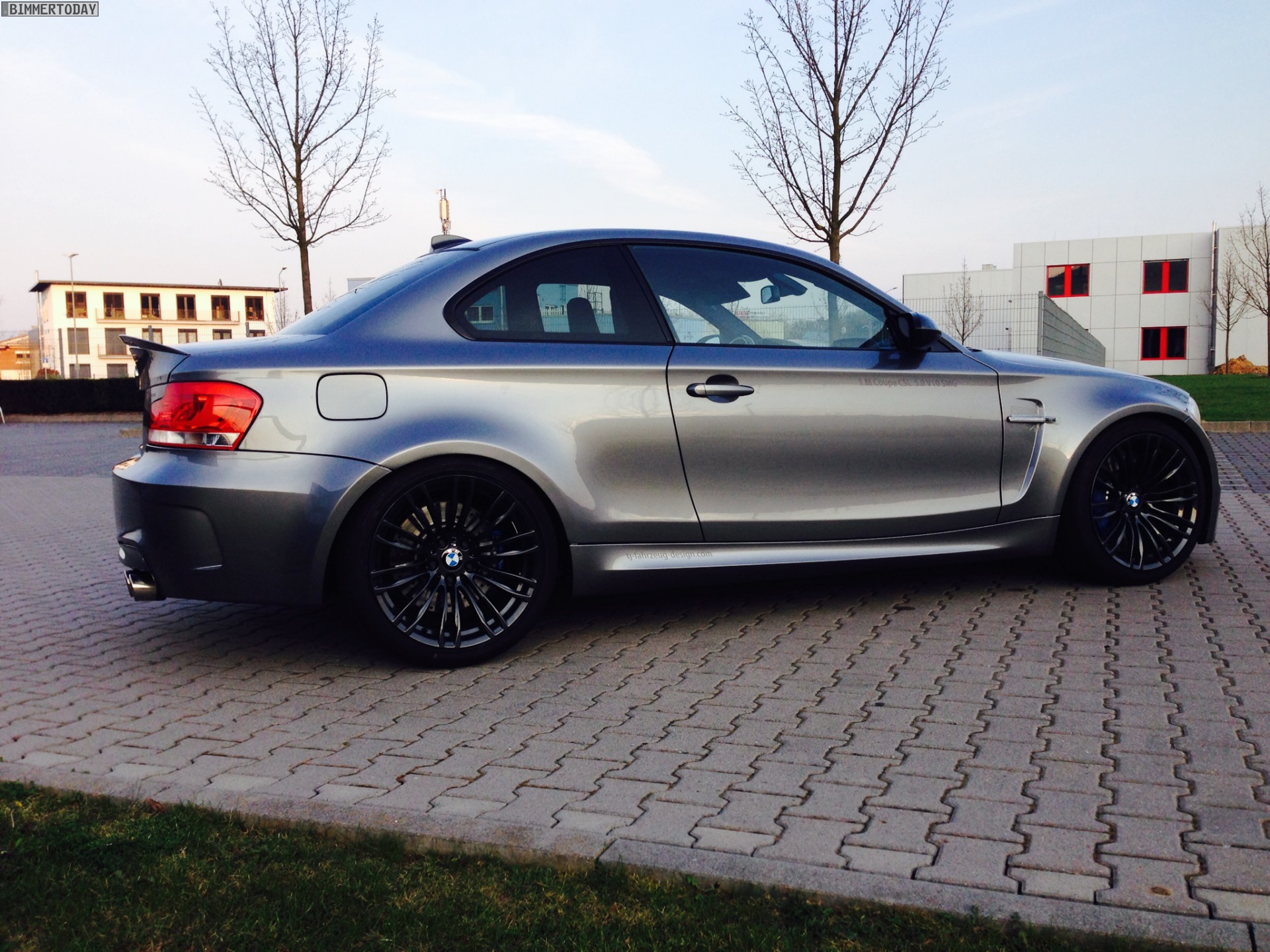 BMW-1M-CSL-V10-1er-M-Coupe-TJ-Fahrzeugdesign-Tuning-05.jpg