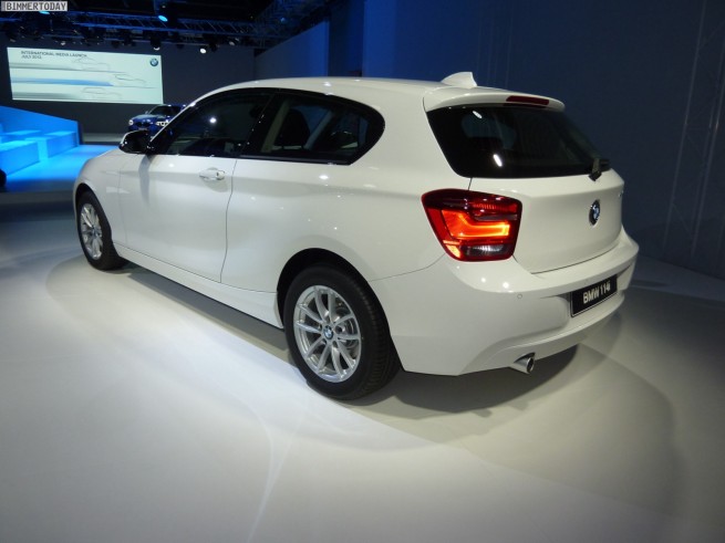 BMW-1er-Dreituerer-F21-2012-114i-Alpinweiss-05