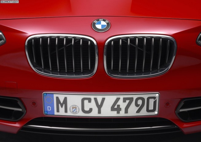 The new BMW 1 Series, Sport Line (06/2011)