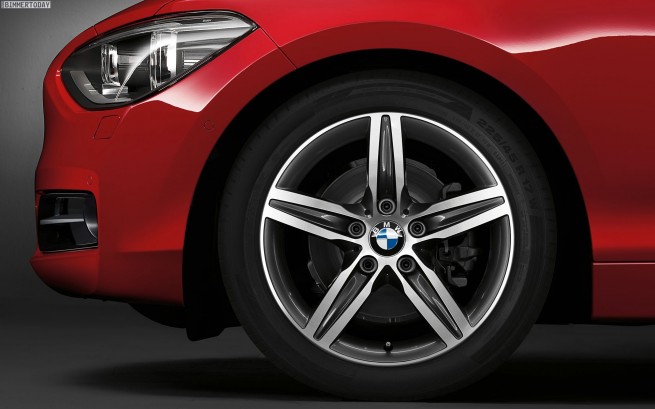 BMW-1er-F20-Wallpaper-1920x1200-06