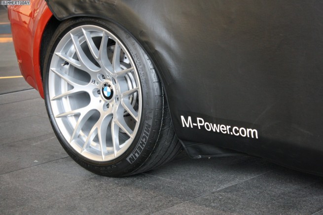 BMW-1er-M-Coupé-BMW-Welt-Nov2010-03