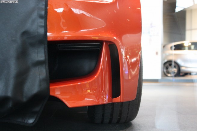 BMW-1er-M-Coupé-BMW-Welt-Nov2010-12