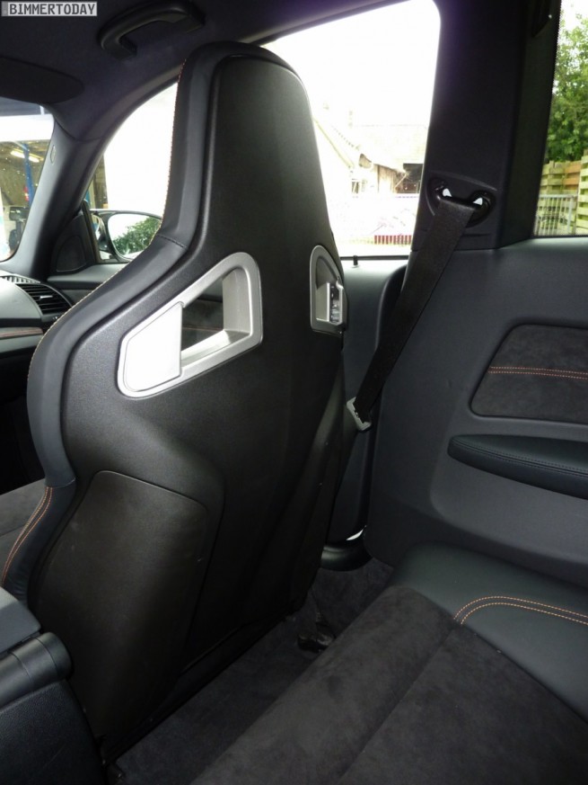 BMW-1er-M-Coupé-Manhart-Racing-Interieur-01