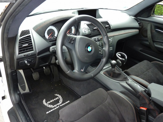 BMW-1er-M-Coupé-Manhart-Racing-Interieur-06