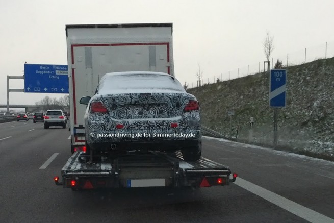 BMW-2er-Cabrio-F23-2014-Erlkoenig-Spyshots-2-Series-Convertible-1