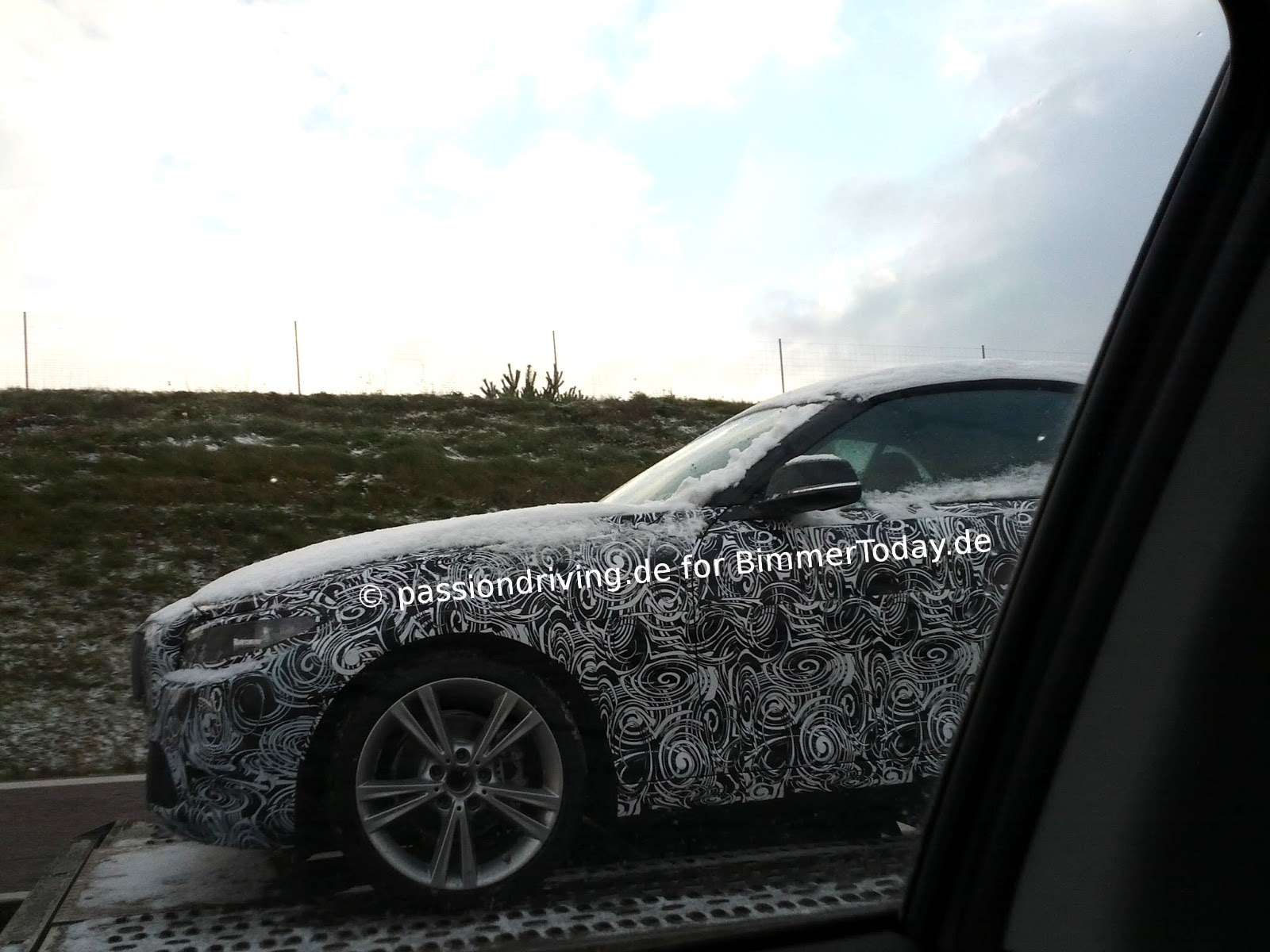 BMW-2er-Cabrio-F23-2014-Erlkoenig-Spyshots-2-Series-Convertible-5.jpg