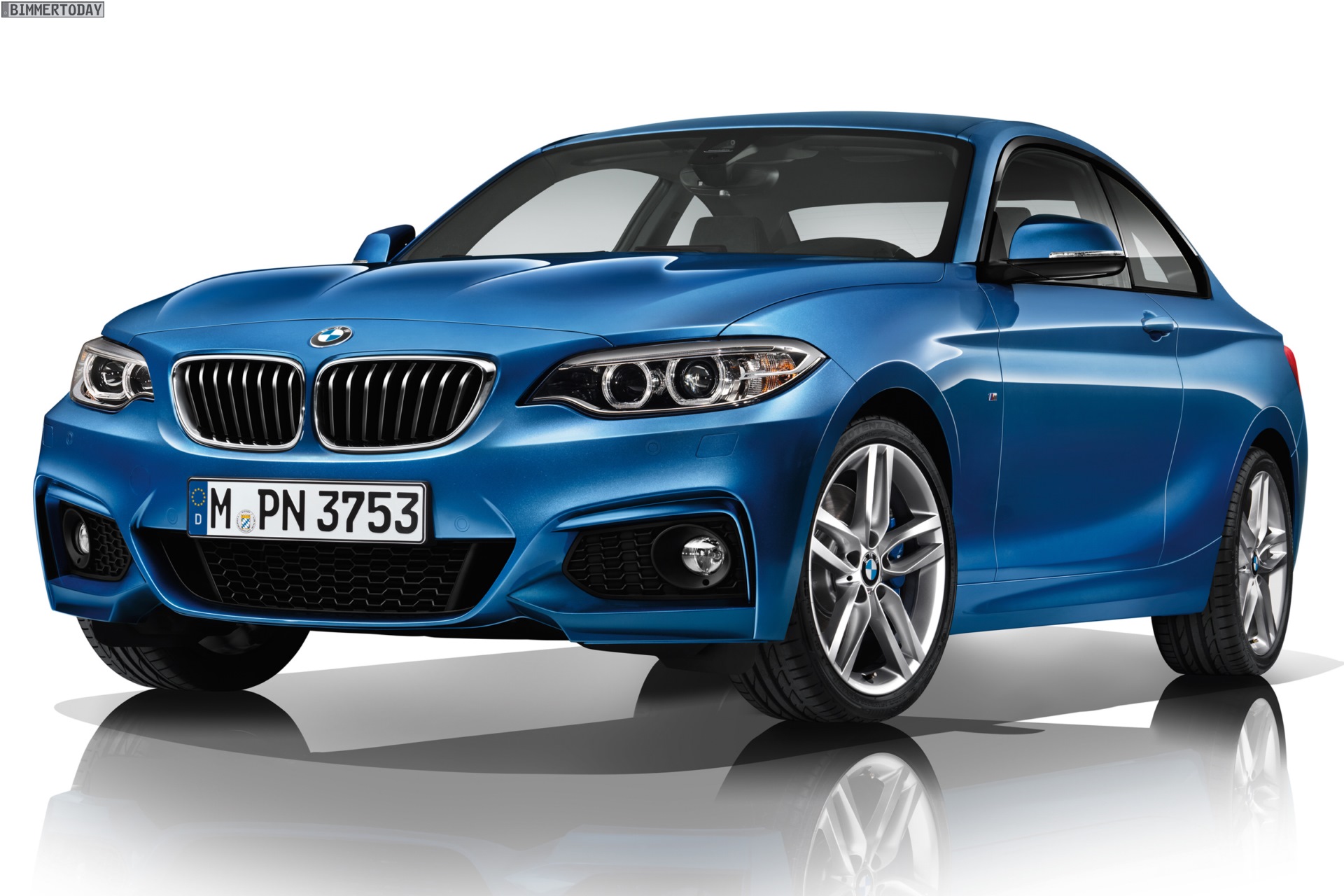 BMW 2er Coupé F22 M Sportpaket in Estorilblau, TopBremsen optional
