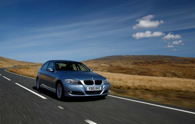 BMW-320d-EfficientDynamics-Edition-UK-01