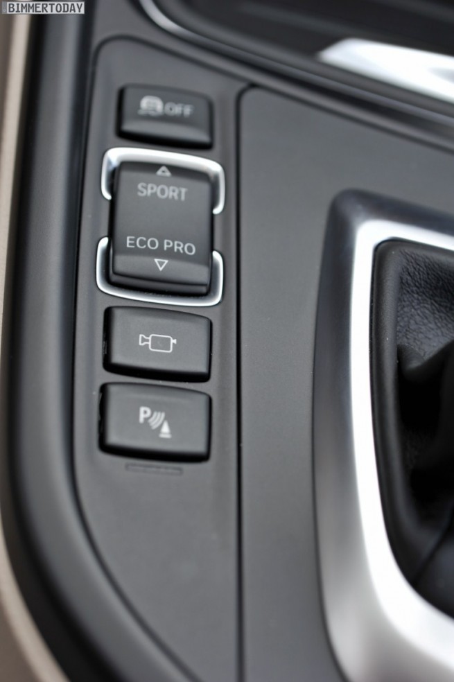 BMW-320d-F30-Modern-Line-Interieur-2012-10
