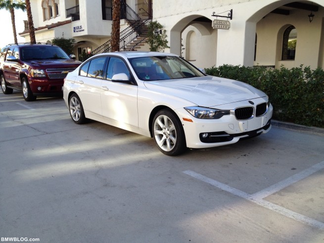 BMW-328i-F30-2012-US-Version-Kalifornien-01