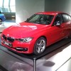 BMW-328i-F30-Sport-Line-Karmesinrot-Live