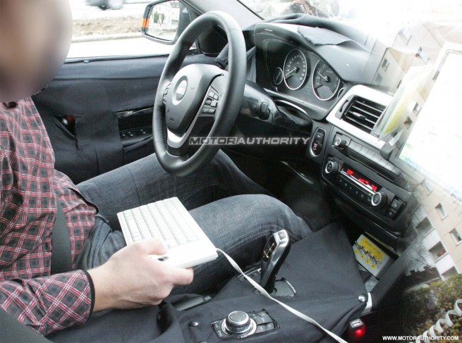 BMW-3er-F30-2012-Interieur-Spyshot-MotorAuthority