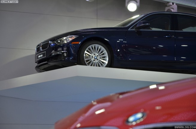 BMW-3er-F30-335i-Luxury-Line-NAIAS-Detroit-Auto-Show-2012-01