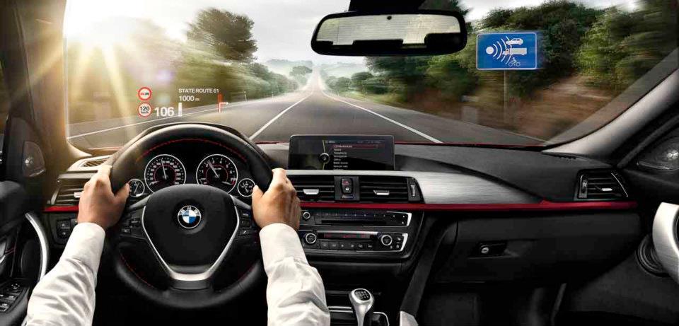 [Immagine: BMW-3er-F30-Interieur-2.jpg]