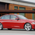 Bild-Vergleich: Jaguar XE 2015 trifft BMW 3er F30 Limousine