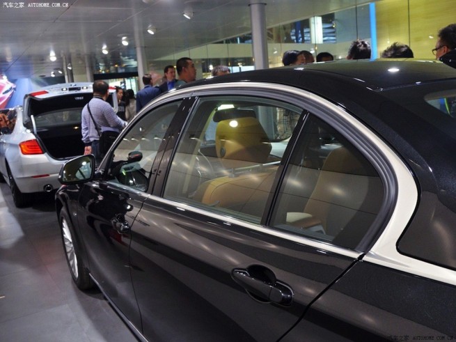 BMW-3er-F35-Langversion-Auto-China-2012-Peking-01