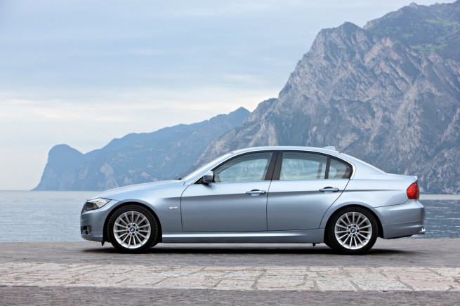 BMW-3er-Limousine-E90-03