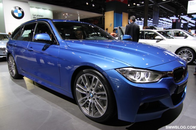 BMW-3er-Touring-F31-M-Paket-Paris-2012-Estorilblau-01
