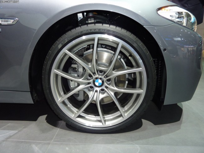 BMW-528i-xDrive-Touring-F11-IAA-2011-02