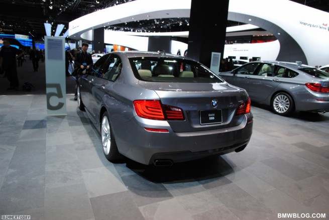 BMW-550i-F10-M-Sportpaket-NAIAS-2011-07