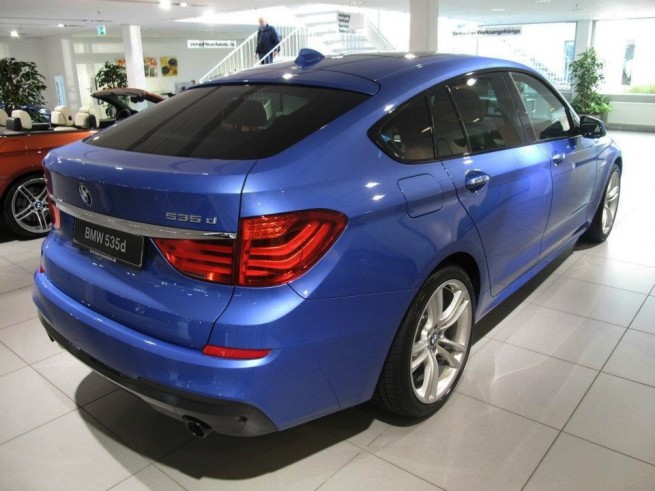 BMW-5er-GT-F07-M-Sportpaket-Individual-Neptune-Blue-Metallic-01